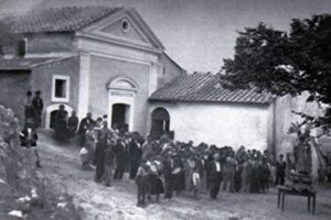 BORGO - SAN PANTALEONE - CHIESA SETTECENTESCA RESTAURATA, ANNO 1927 (ARCHIVIO FAMIGLIA GIOIELLA)-AFP